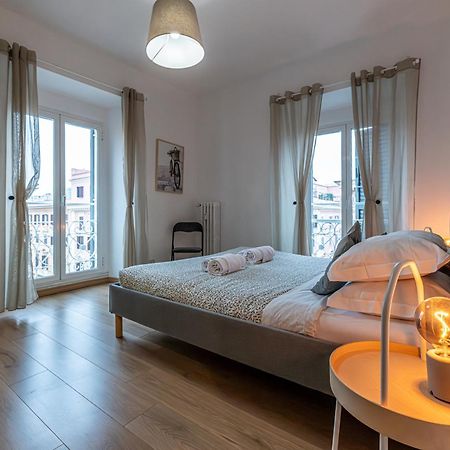 Appartamento Domus Dino Roma Esterno foto